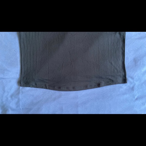 Train To Be Short Sleeve Shirt - Picture 10 of 11